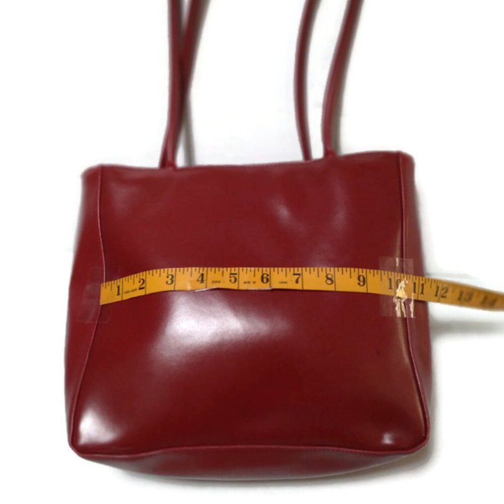 Estee Lauder Red Leather Shoulder Bag - Picture 4 of 9